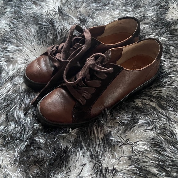 frye casual shoes